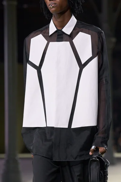 Look 233